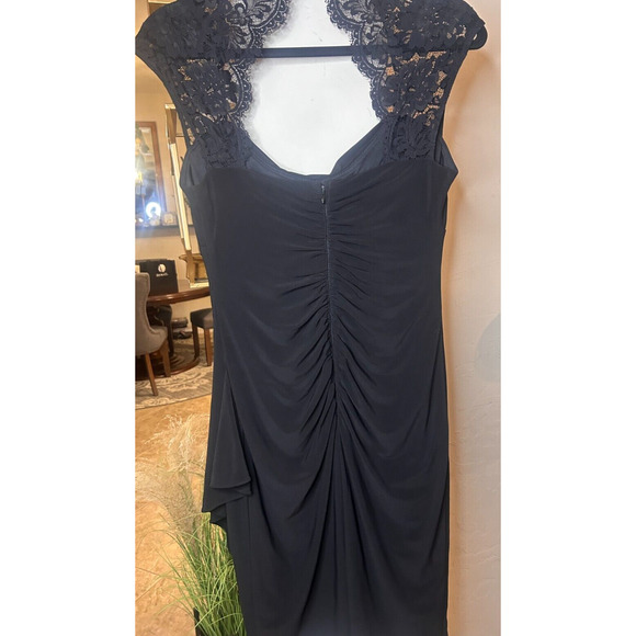 Cache Black lace cap sleeved sheer dress size 6 MSRP $149 💸BOGO🎉 - Picture 7 of 11